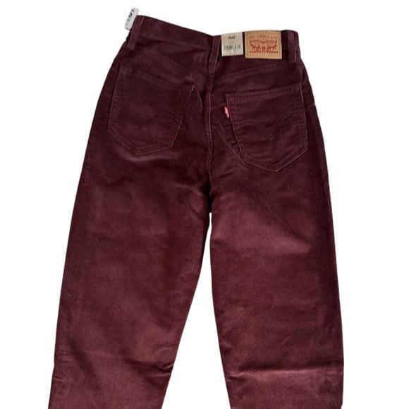 Levi's High Waisted High Rise Relaxed Mom Jean Size 26 NWT - Picture 14 of 17